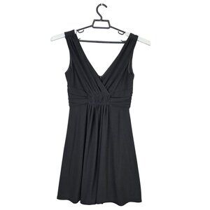 Womens White House Black Market Sleeveless Empire Waist Dress V Neckline Size 8